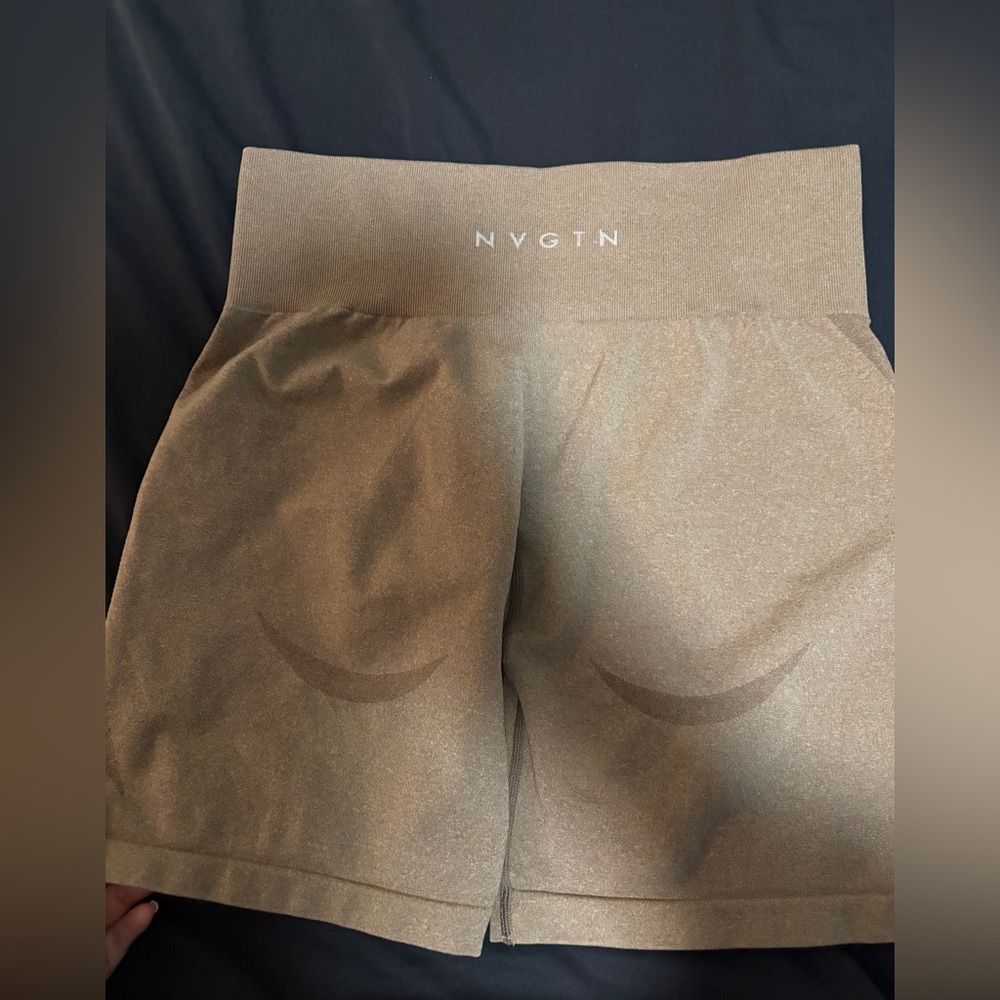NVGTN mocha contour seamless shorts